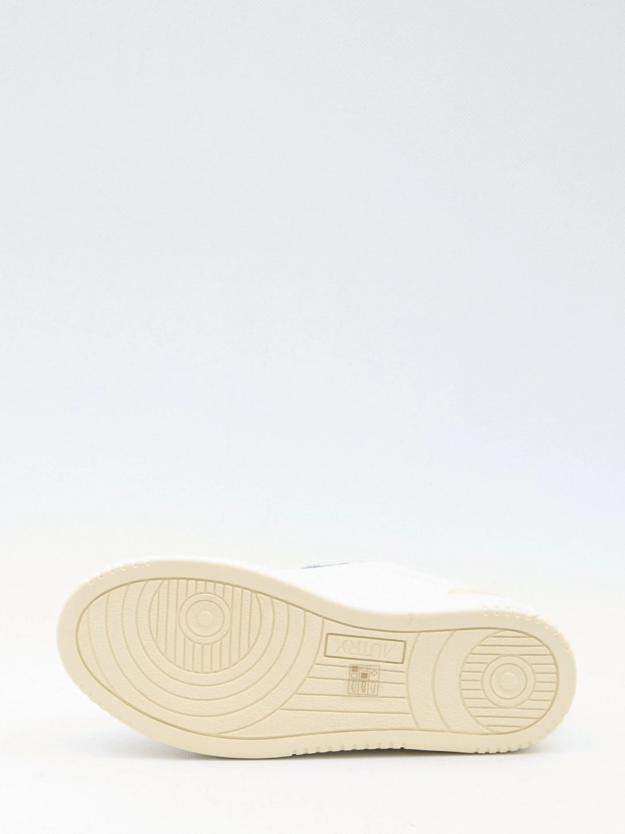Autry Medalist Sneakers in White-Beige Tone